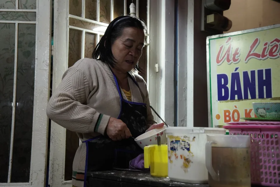Khu bàn nhóm